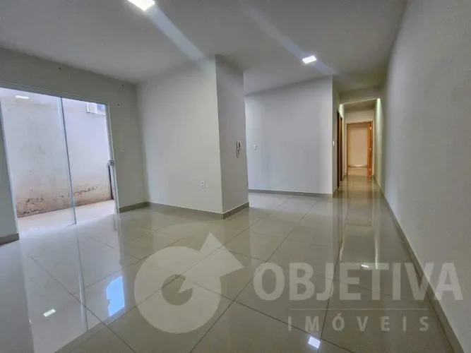 Apartamento para aluguel, 2 quartos, 1 suíte, 1 vaga, TUBALINA - UBERLANDIA/MG