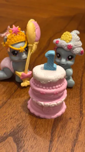 Desapego lote My Little Pony Newborn Cuties - Bebês Com Bolo Aniversário Vintage
