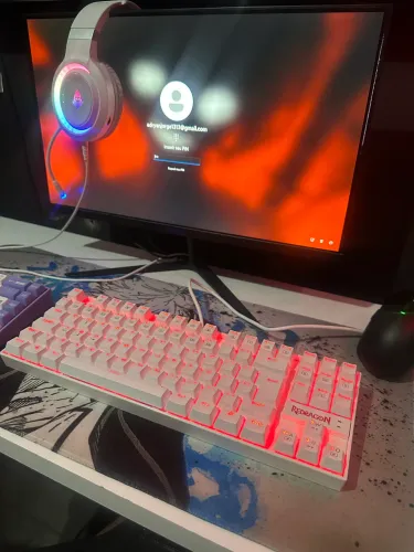 TECLADOS REDRAGON E AJAZZ 