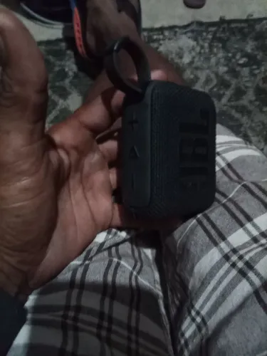 JBL go 4