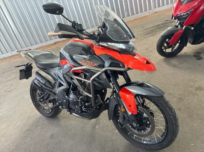 Suzuki Zontes T 350 x 2026 - 21.330 km