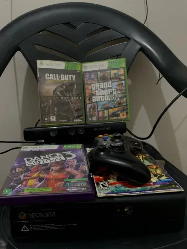 Vendo Xbox 360 completo 