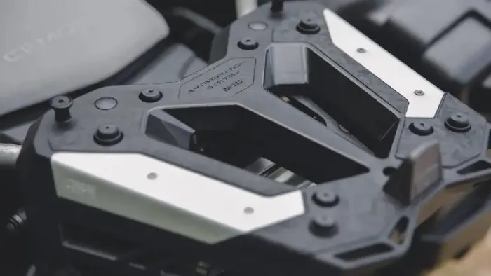 Base Para Baú / Bauleto Givi Modelo M10 - Monokey Lançamento