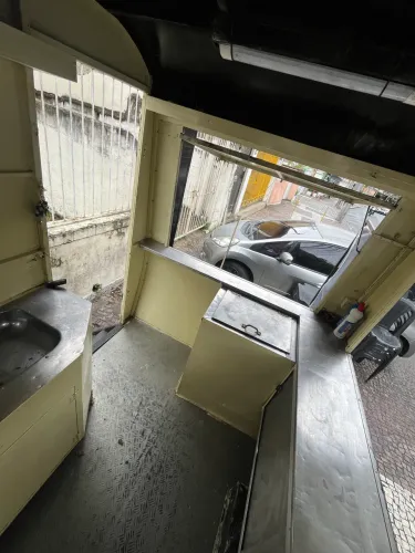 Vende-se trailer de lanche 
