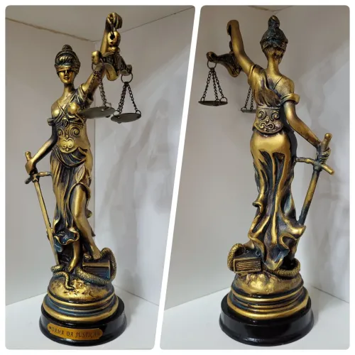 Estátua Deusa Dama da Justiça Themis Dicapri Resina