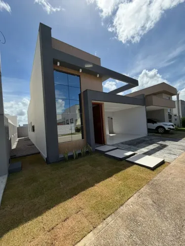 Excelente Casa em Condomínio Fechado