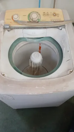 máquina de lavar roupas