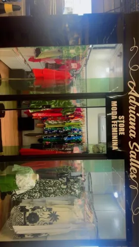Vendo contêiner super conservado,4 metros