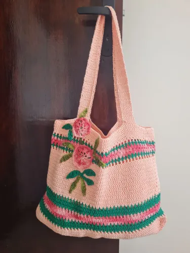 Bolsas para praia e shopping