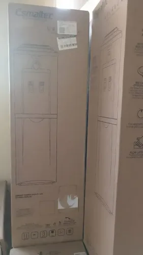 Bebedouro Esmaltec EGC35B e 4 ventiladores de parede 50cm novos na caixa