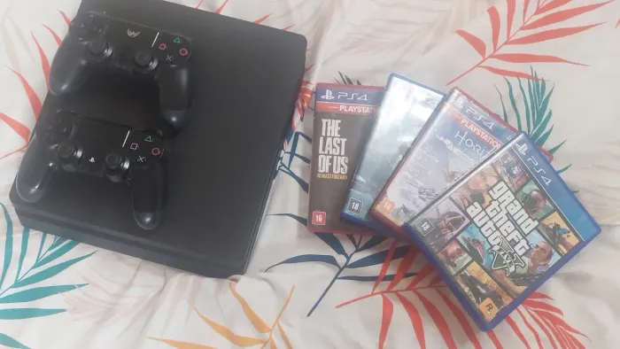 PS4 Slim 1TB Completo Funcionando Perfeito, + 4 jogos + 2 manetes