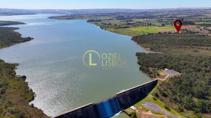 CHÁCARA 8000m² INCRA 09 BR 070 PRÓXIMO DA PRF CEILÂNDIA 900m DE ESTRADA DE TERRA FUNDO PAR