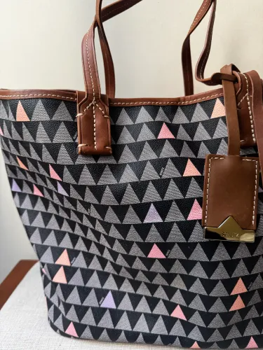 VENDO BOLSA DE COURO TRIANGLE SCHUTZ (BEST SELLER)