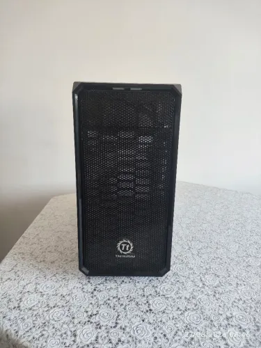 Gabinete Thermaltake