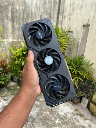PLACA DE VIDEO GIGABYTE GEFORCE RTX 5060 GAMING OC, 8GB, GDDR7, 128-BIT