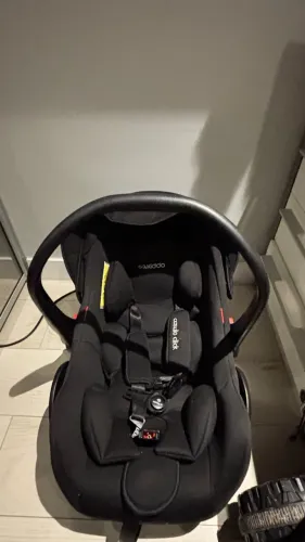 Bebê conforto Kiddo com base