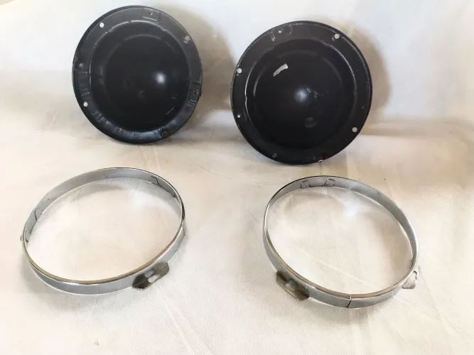 Par Carcaça do Farol C/ Aros Internos Karmann Ghia
