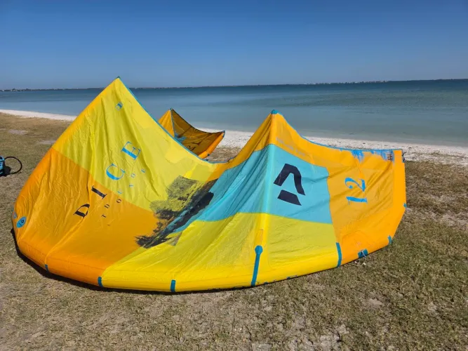 Kitesurf Dice 2019 muito novo sem reparo