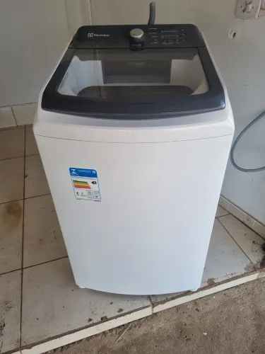 Maquina de lavar Electrolux 14.5kg seminova