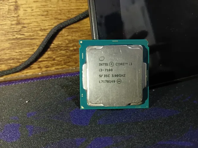 Processador I3-7100