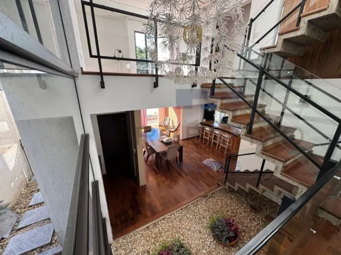CASA PARA LOCAÇÃO - REAL PARK - 280 M² - PISCINA E AREA GOUMET