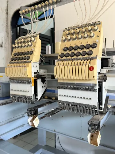 Maquina de bordar