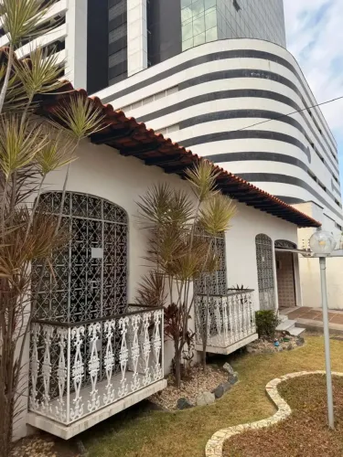 locação casa para clínica, escritório no calhau