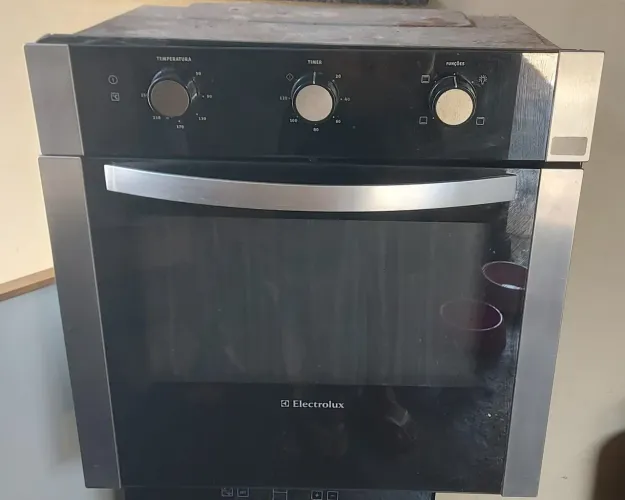 Forno de embutir Electrolux 220v  Para recuperação 