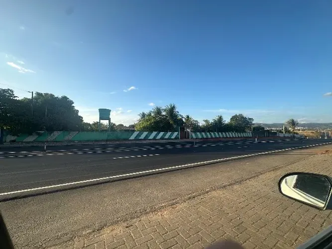 Chácara a venda, beira da pista 3 tarefas