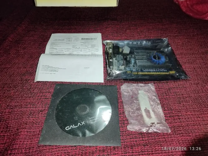 Placa de vídeo GT730 1gb DDR3