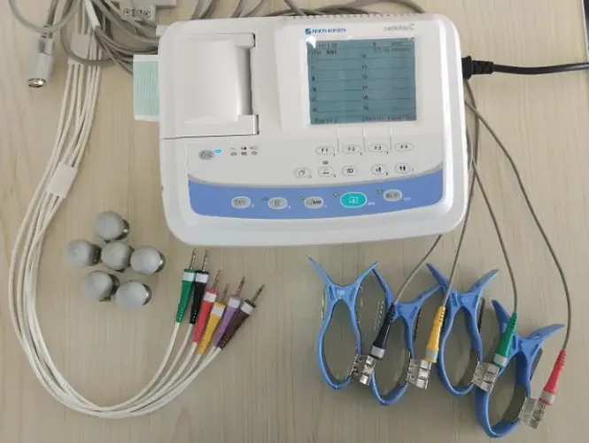 ECG CARDIOFAX C NIHON KOHDEN