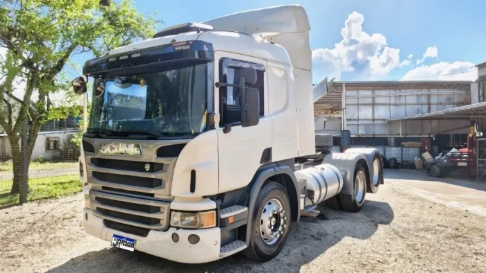scania sc p360 trucado 6x2 ano 2013 com ar condicionado
