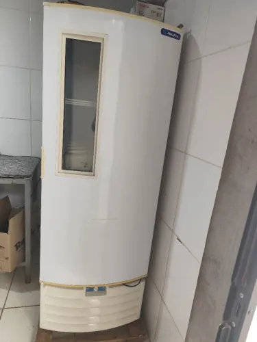 Freezer vertical Metalfrio 539L