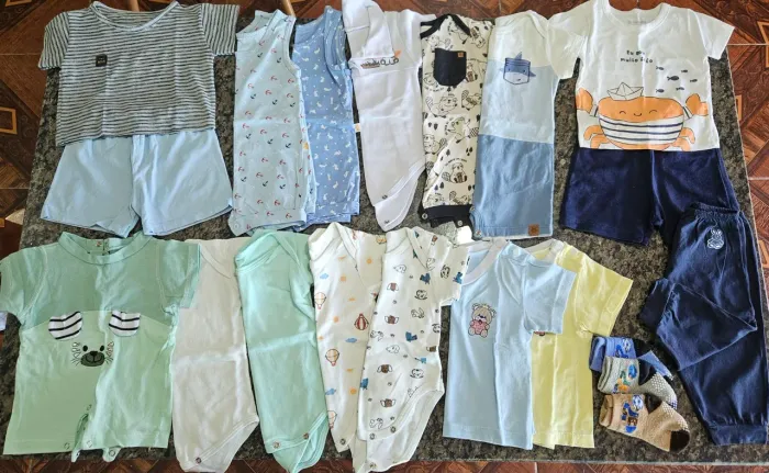 Lote de roupas infantil masc. 0 a 6 meses