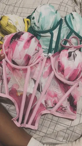 corselete rosa