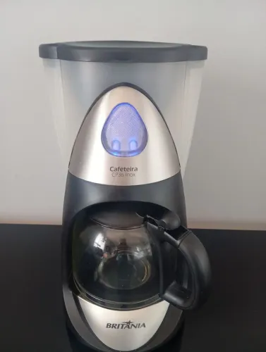 Cafeteira CP36 inox Britânia 36 xícaras usada uma vez novinha 127v