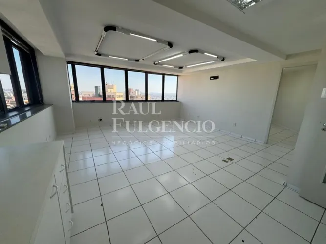Sala para locação Edf. Trade Center na Avenida Higienópolis em Londrina