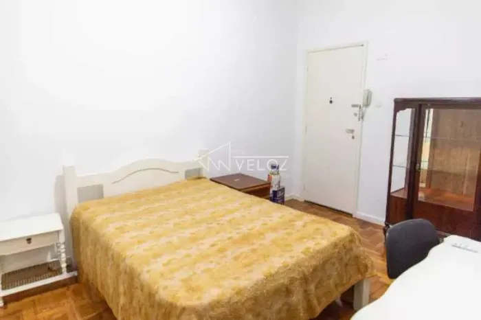 Kitnet/Conjugado : / Residencial / Flamengo