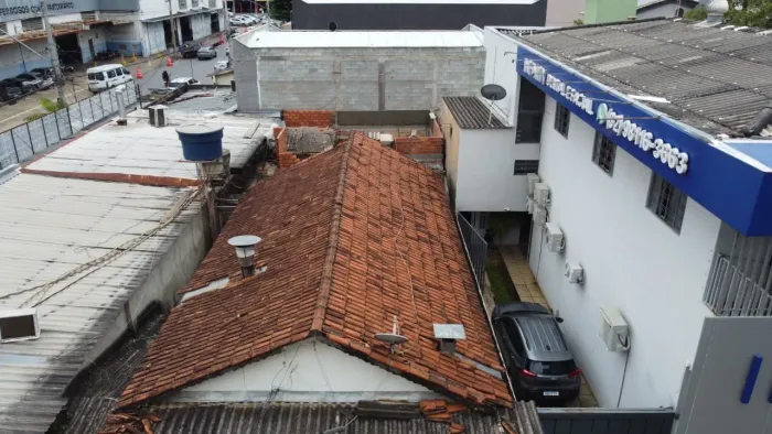 Telhas plan de barro