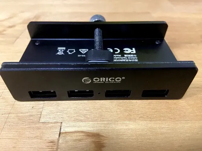 HUB USB 3.0 ORICO MH4PU-P - 4 PORTAS - FIXAÇÃO POR GRAMPO