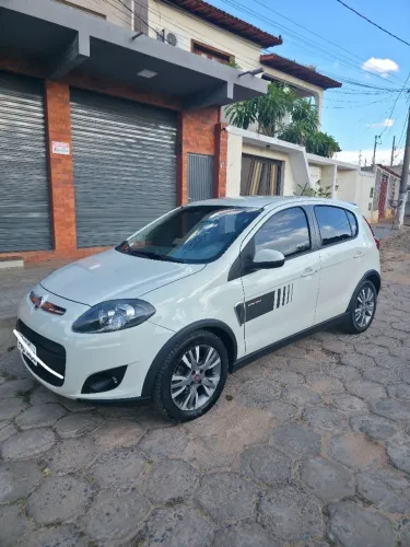 Fiat Palio Sporting 1.6 Flex 16V 5P 2016