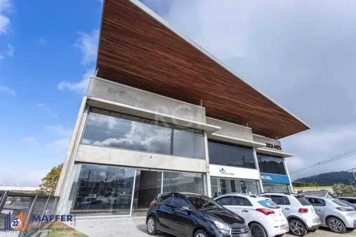 MÁFFER IMÓVEIS ALUGA PRÉDIO COMERCIAL C/ 325M² NO BAIRRO HÍPICA!