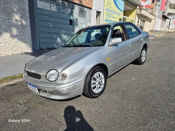 Toyota Corolla GLI 1.6 16V 1998