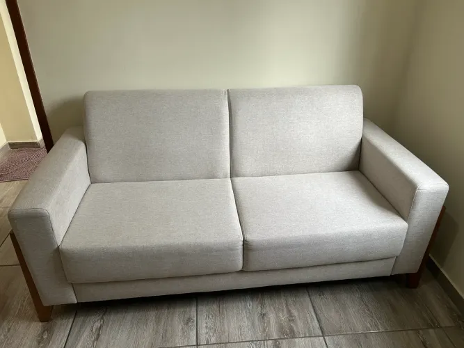 sofá 2 lugares