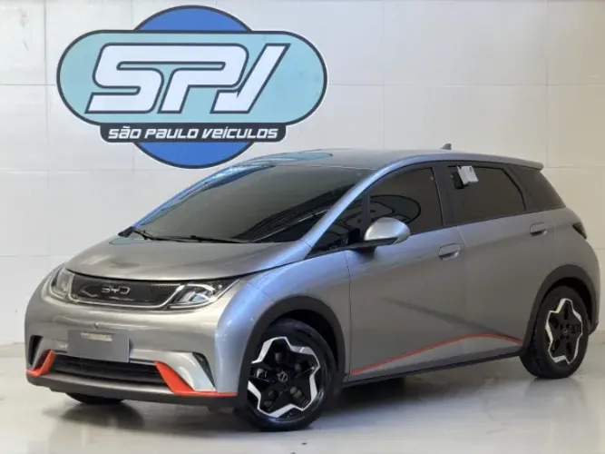 BYD Dolphin EV (Elétrico) 2025
