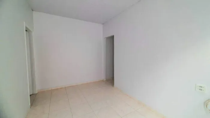 Casa com 2 dormitórios para alugar, 62 m² por R$ 2.080,15/mês - Vila Rezende - Piracicaba/