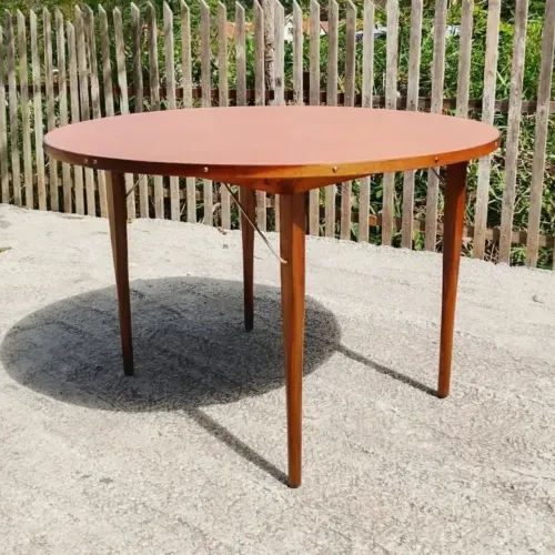 Mesa redonda dobrável