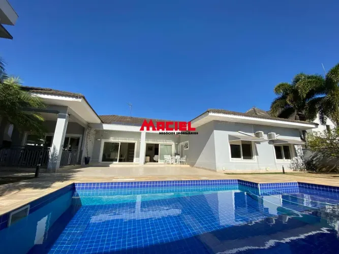 Casa à venda no Condomínio Villas de Sant?Anna ? Alto padrão, 5 dormitórios, piscina e áre