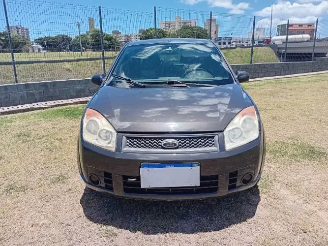 Ford Fiesta Sed. 1.6 8V Flex 4P 2009