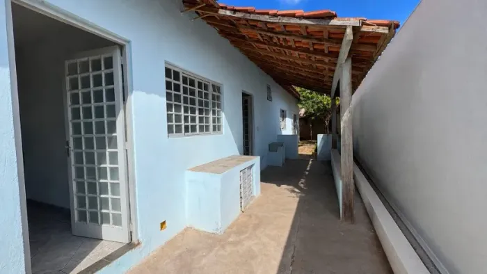Casa em Piracicaba, Água Branca, 2 Quartos (com possibilidade de suite) Sala ampla,2 Vagas